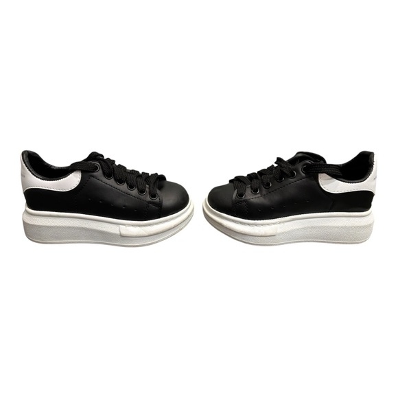 Alexander McQueen Kids Oversized Sneakers – Black/White – Size 30